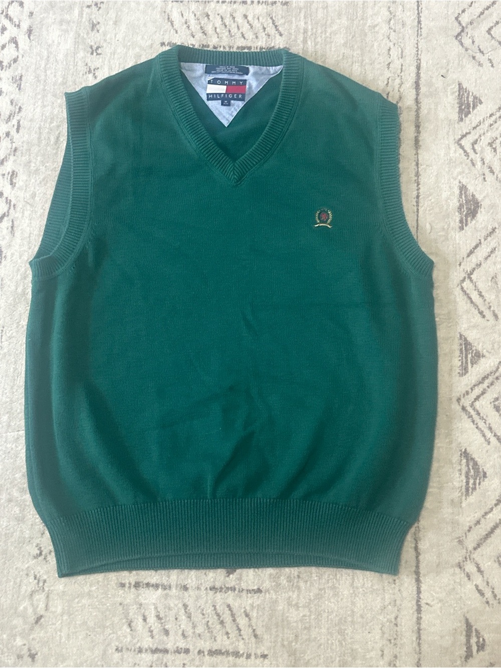Vintage 90s Tommy Hilfiger Men's Green V-Neck Sweater Vest